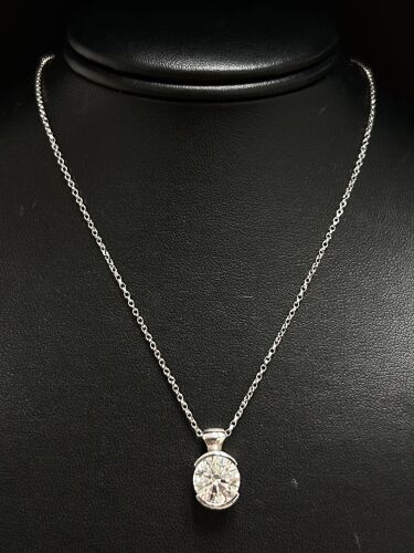 2.75 carat Pendant